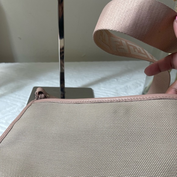 💗RARE FENDI Crossbody Bag - Picture 11 of 16
